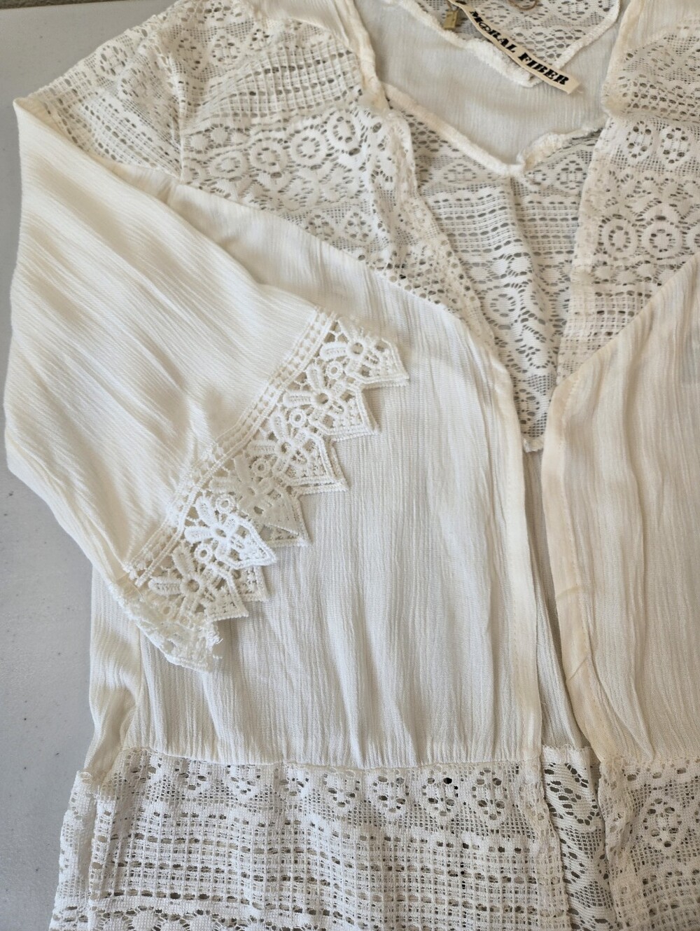 NWT Moral Fiber Boho Ivory Lace Crochet Open Front Top Layering Size Medium - Picture 7 of 13